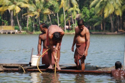 Yogaresa Indien: Backwater i Kollam