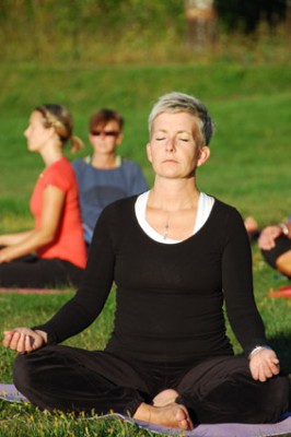 Yoga till förmån för Suicide Zero! Våga fråga – kom på yoga!